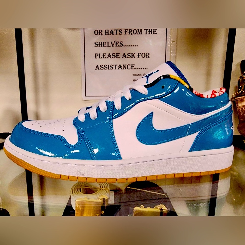 Jordan 1